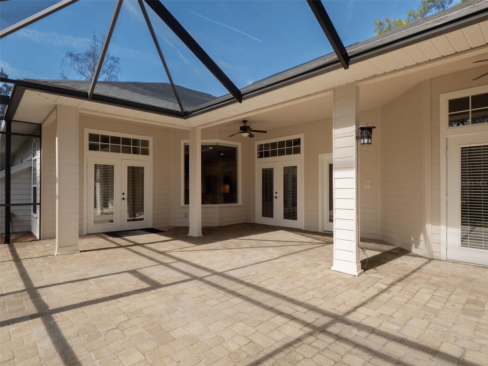 CAMBRIDGE FOREST PH IV - Residential