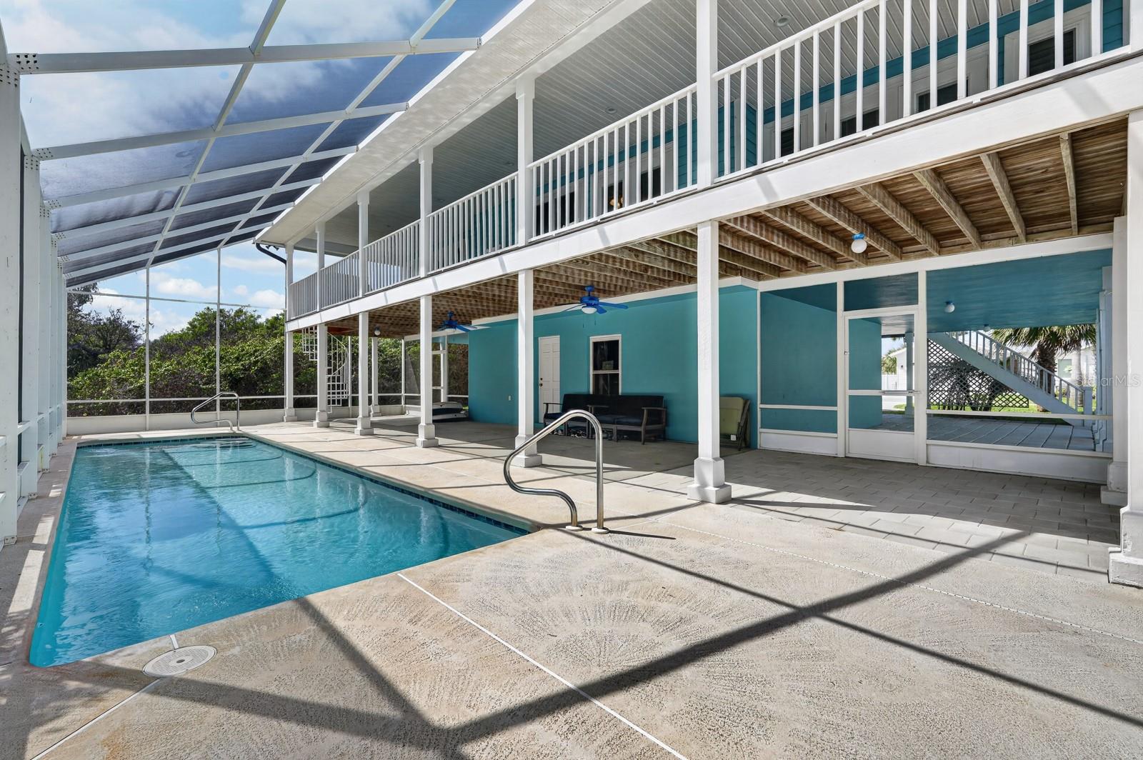 49 LOGGERHEAD COURT