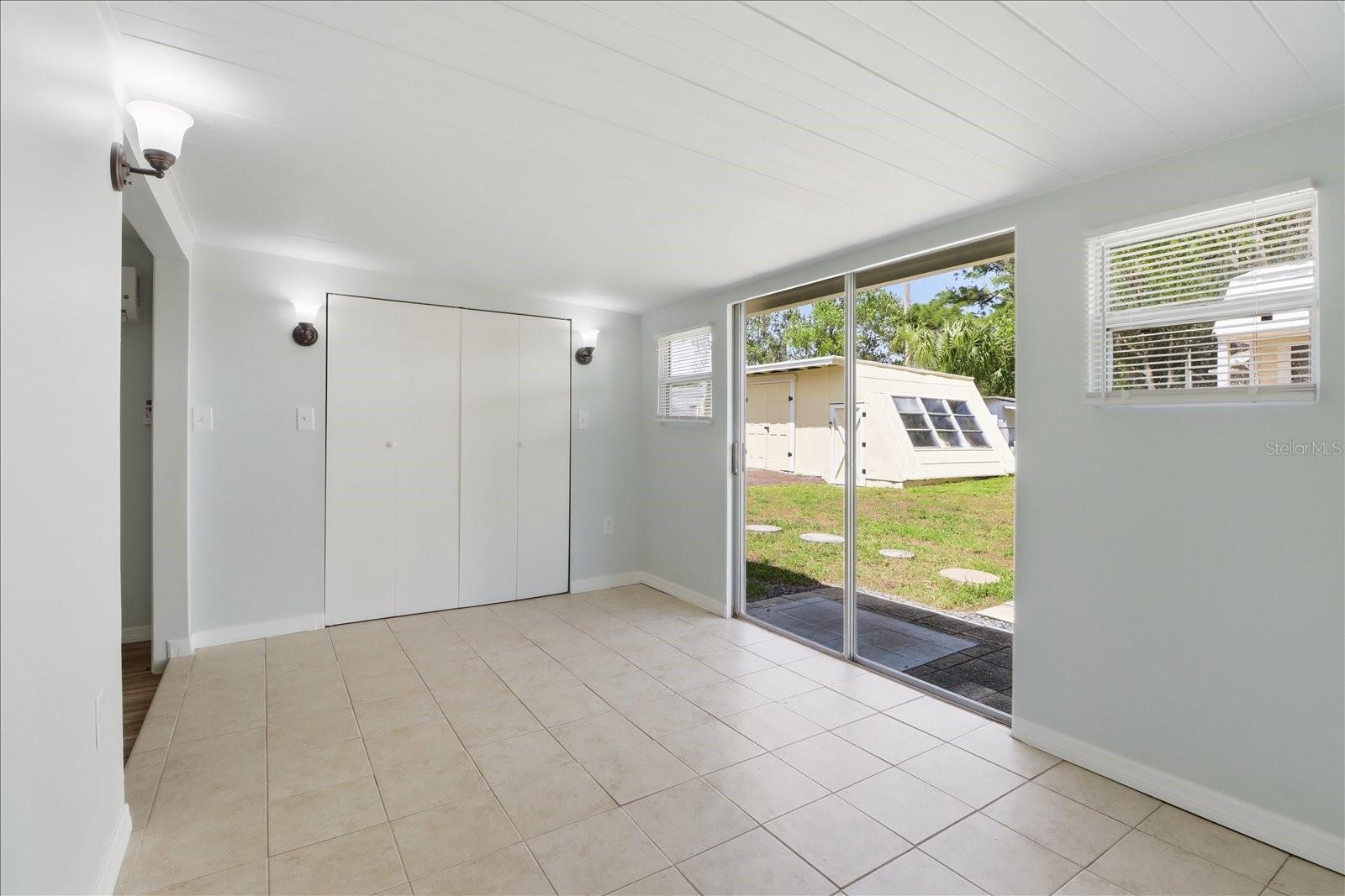 GULF HWY LAND UNIT 06 - Residential
