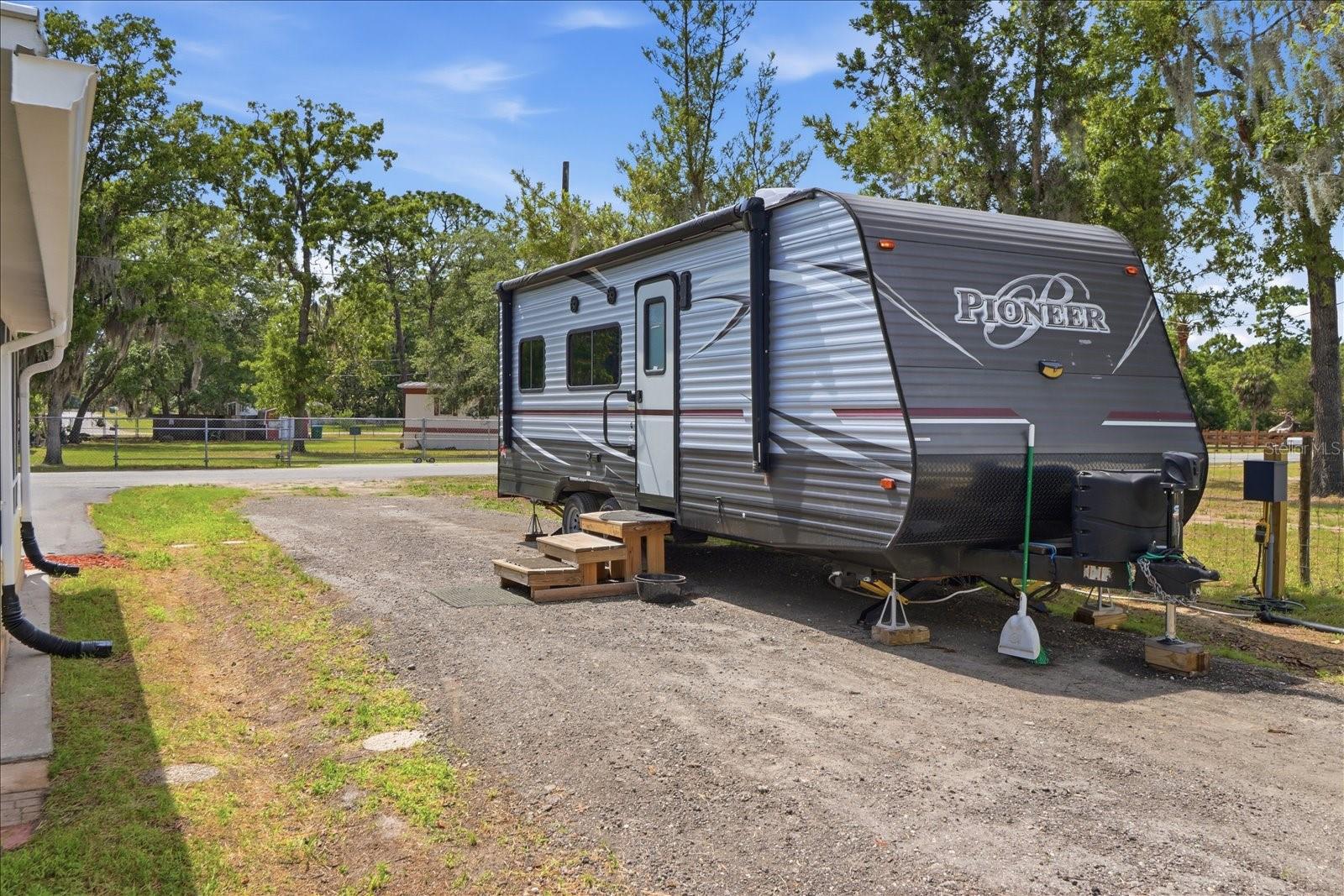 GULF HWY LAND UNIT 06 - Residential