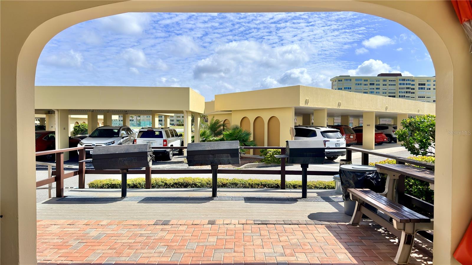 LEXINGTON TOWERS CONDO - Residential