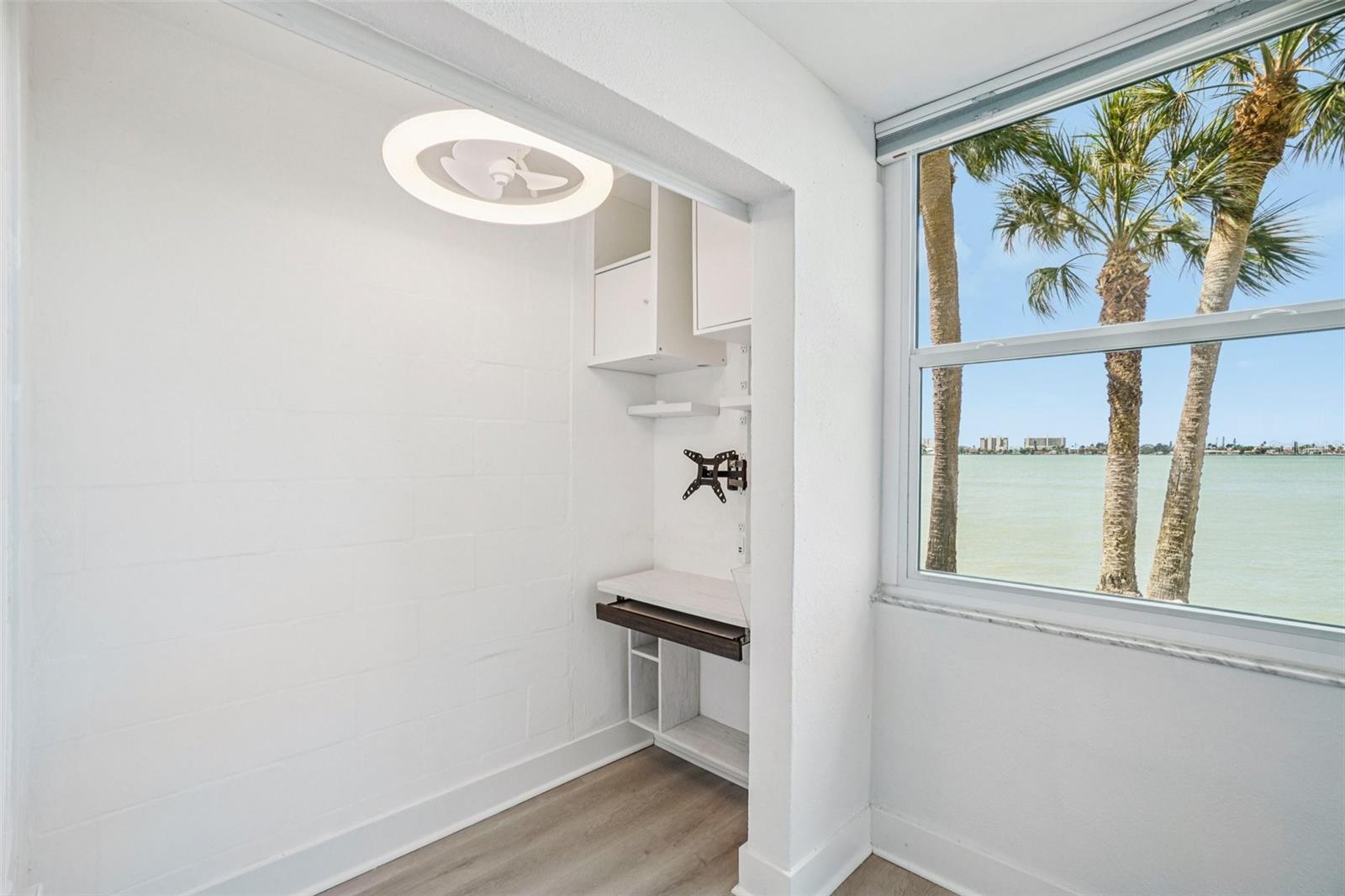 LEXINGTON TOWERS CONDO - Residential