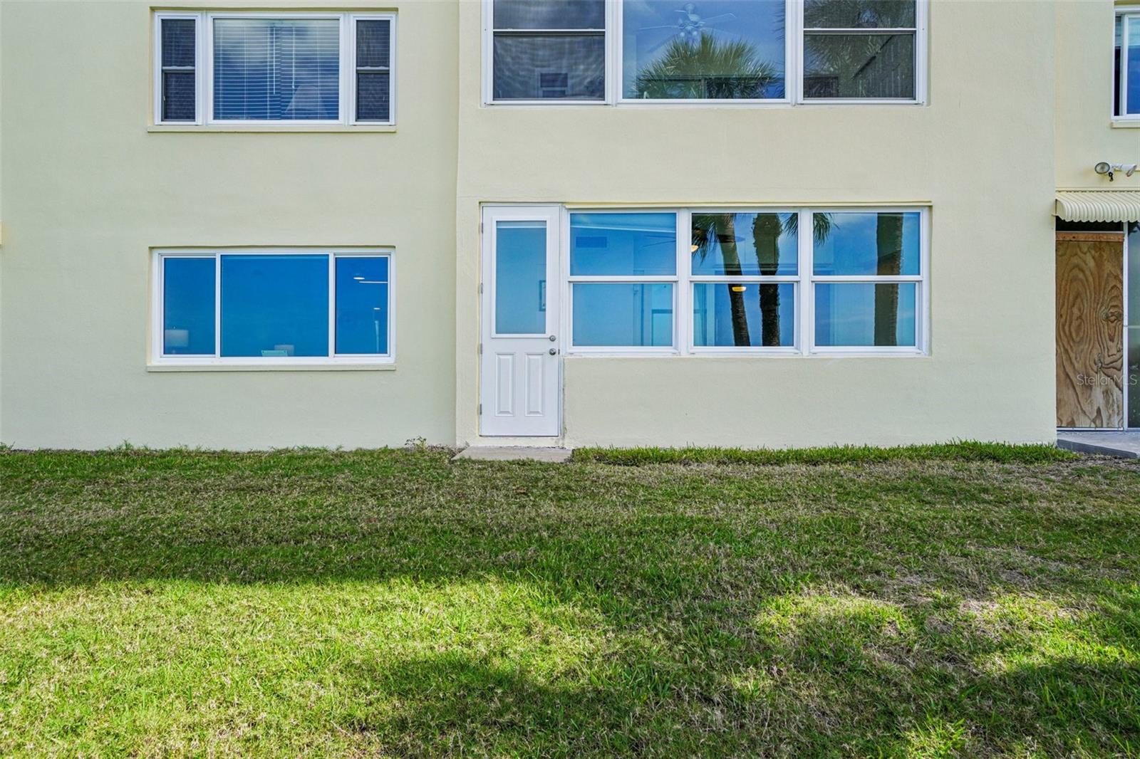 LEXINGTON TOWERS CONDO - Residential