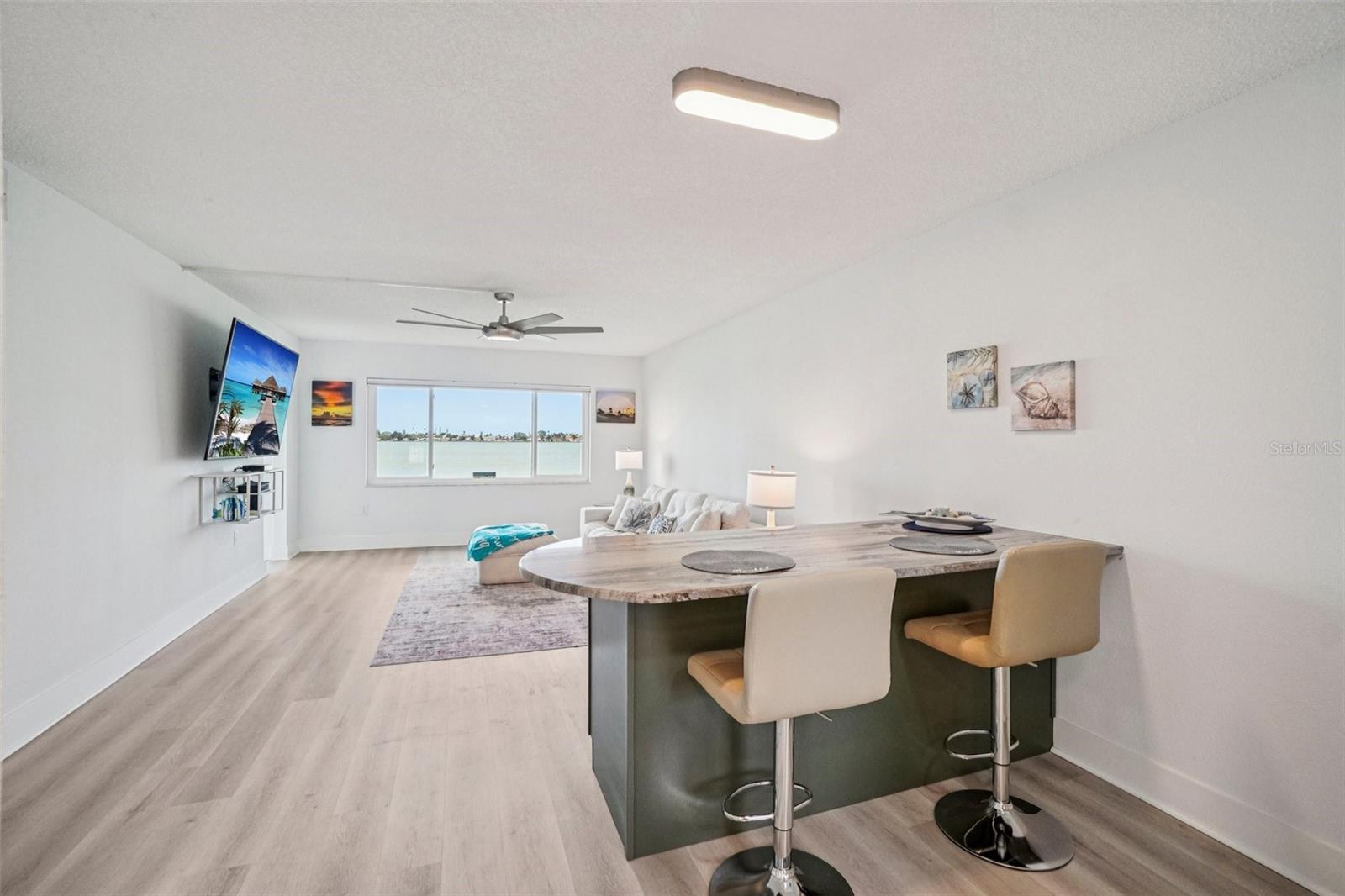 LEXINGTON TOWERS CONDO - Residential