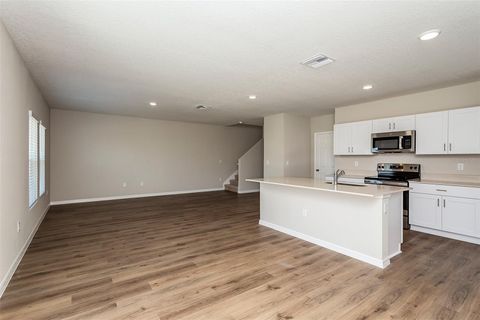 Tiny photo for 4620 Hikers Drive, Davenport, FL 33837 (MLS # TB8508474)