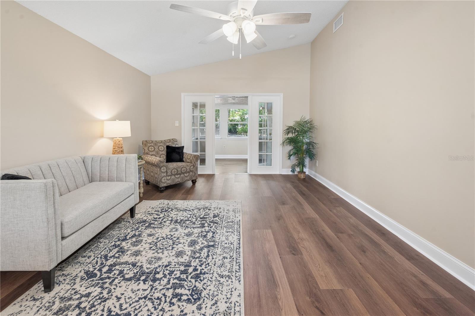 LAKEVIEW HIGHLANDS - Residential