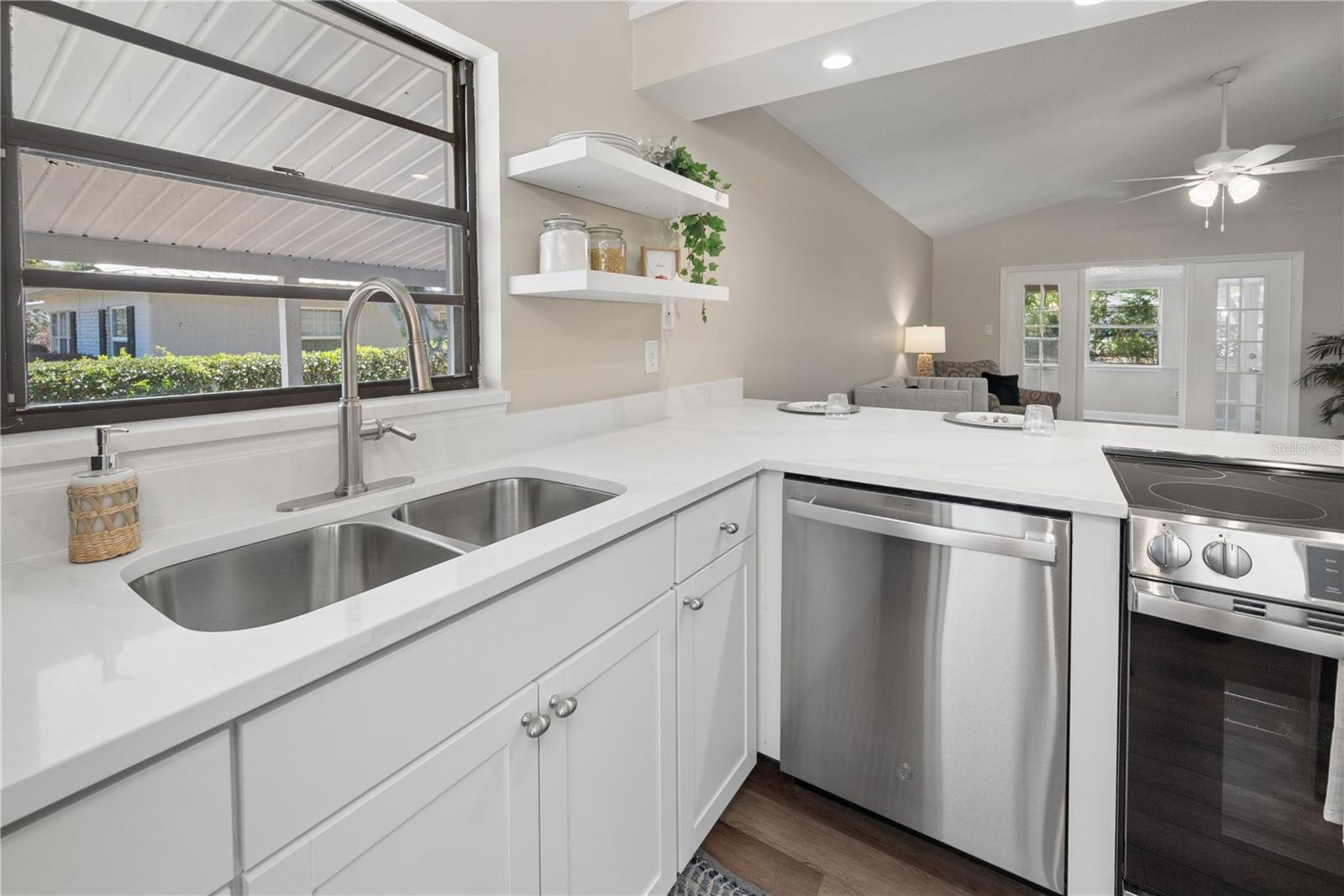 LAKEVIEW HIGHLANDS - Residential