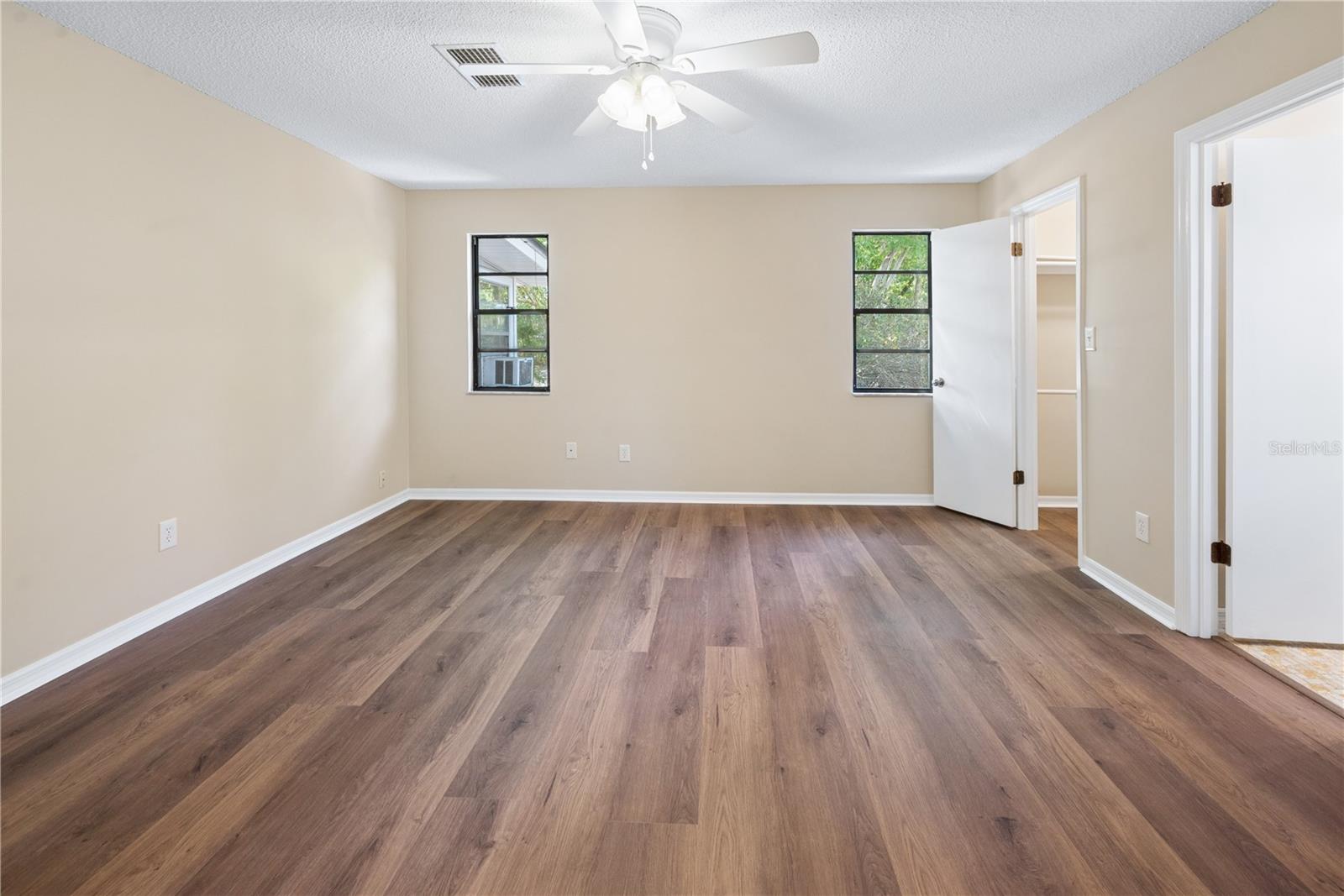 LAKEVIEW HIGHLANDS - Residential