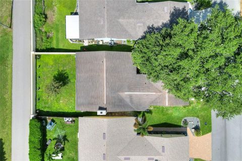 A home in WINTER HAVEN