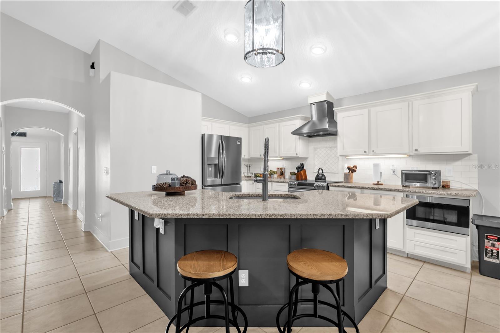 ROYAL OAKS - Residential