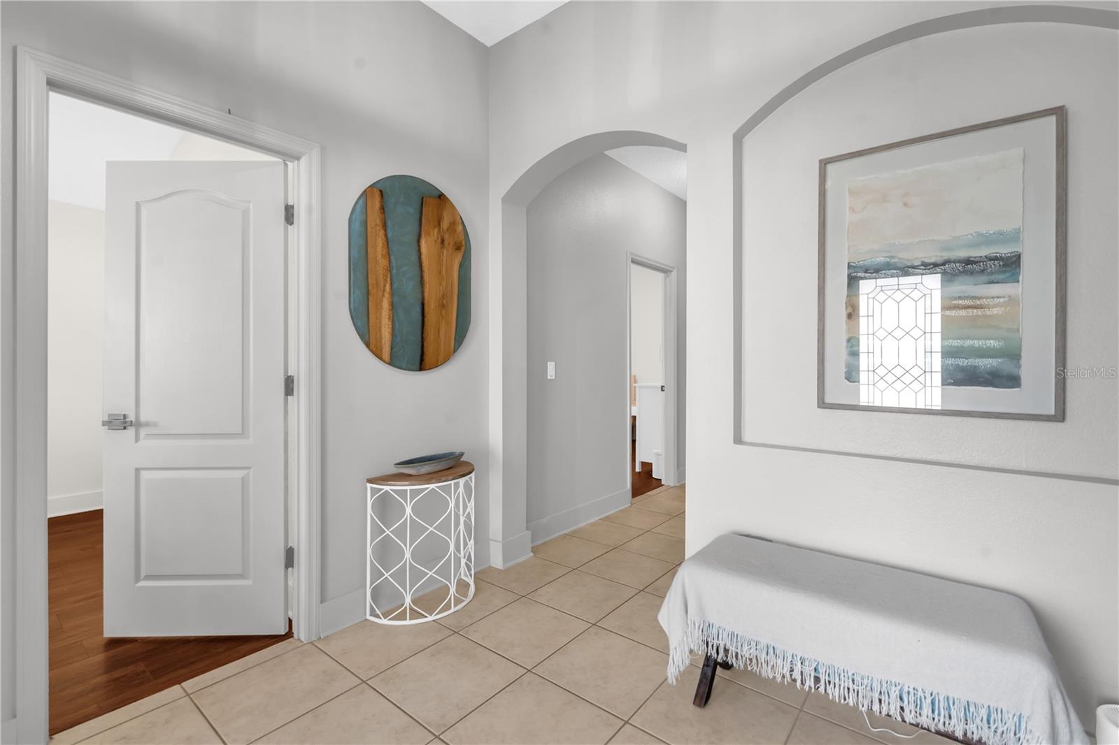 ROYAL OAKS - Residential