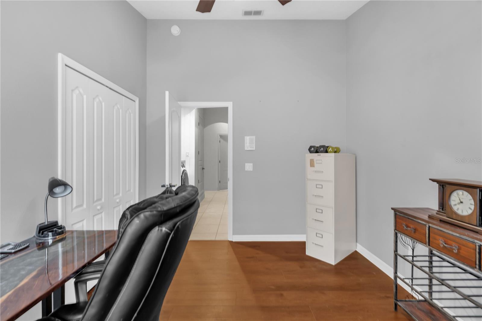 ROYAL OAKS - Residential