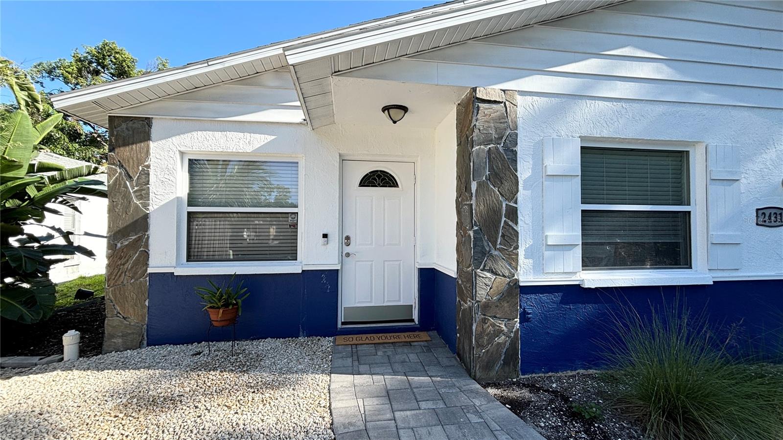 2431 LOMA LINDA STREET