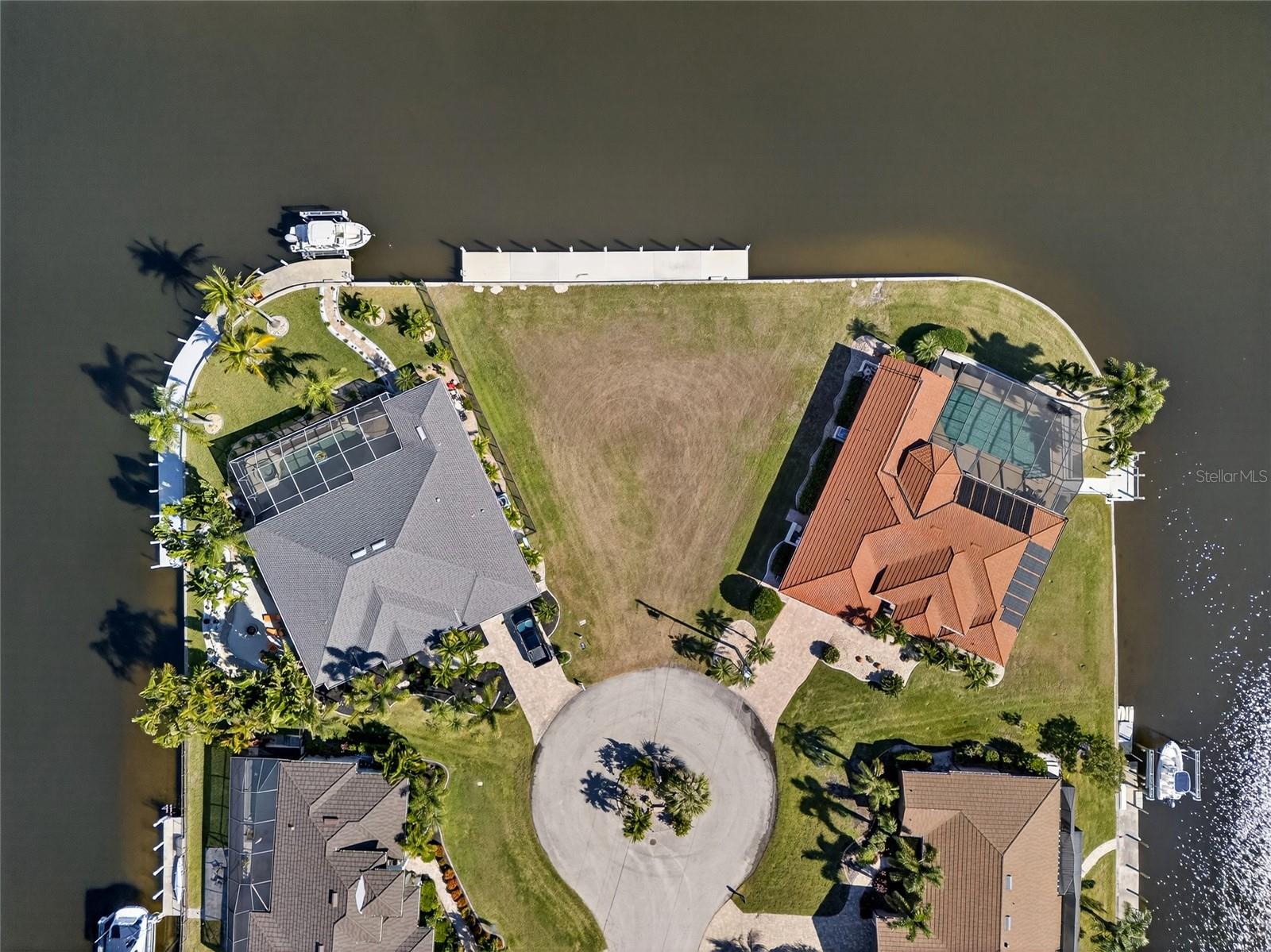 PUNTA GORDA ISLES SEC 15 - Land