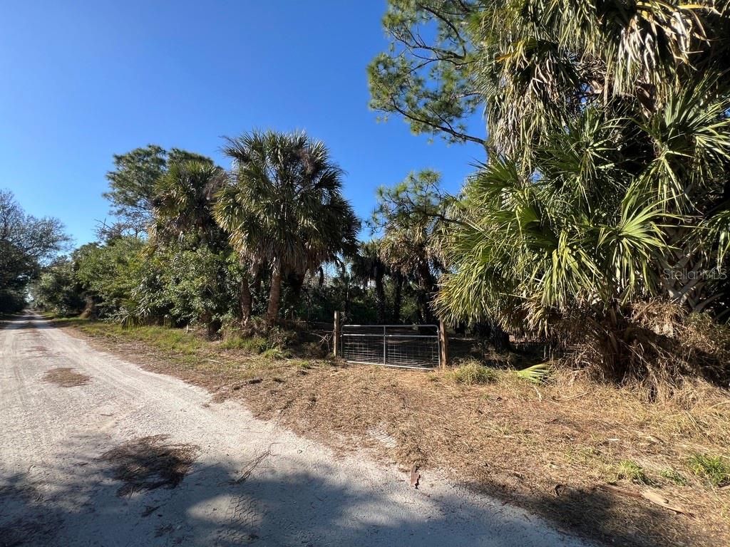 Photo of Arcadia, FL 34266 (MLS # OM718493)