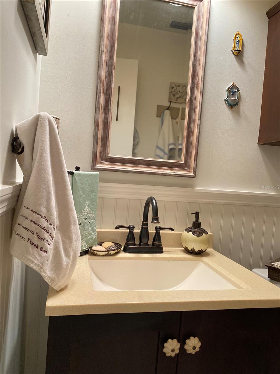 VINEYARD CONDO PH 05 - Residential