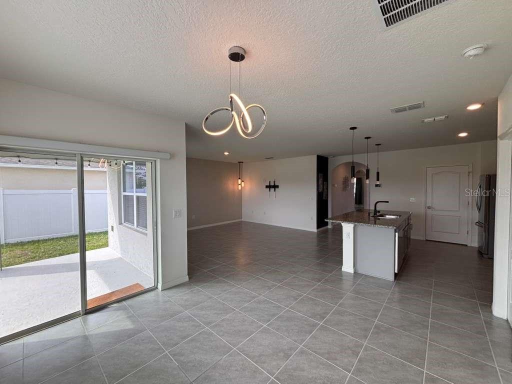 ESTATES/WESTERLY - Residential