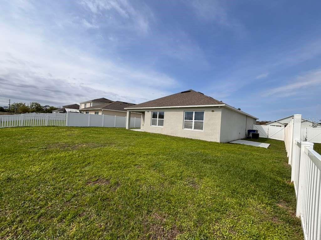 ESTATES/WESTERLY - Residential