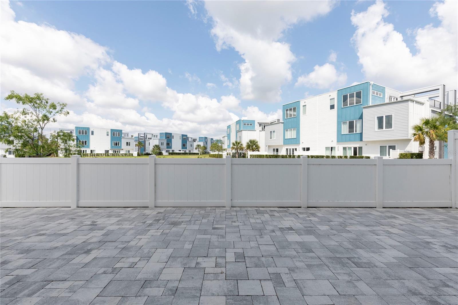 SPECTRUM AT REUNION CONDO PH 10 - Residential