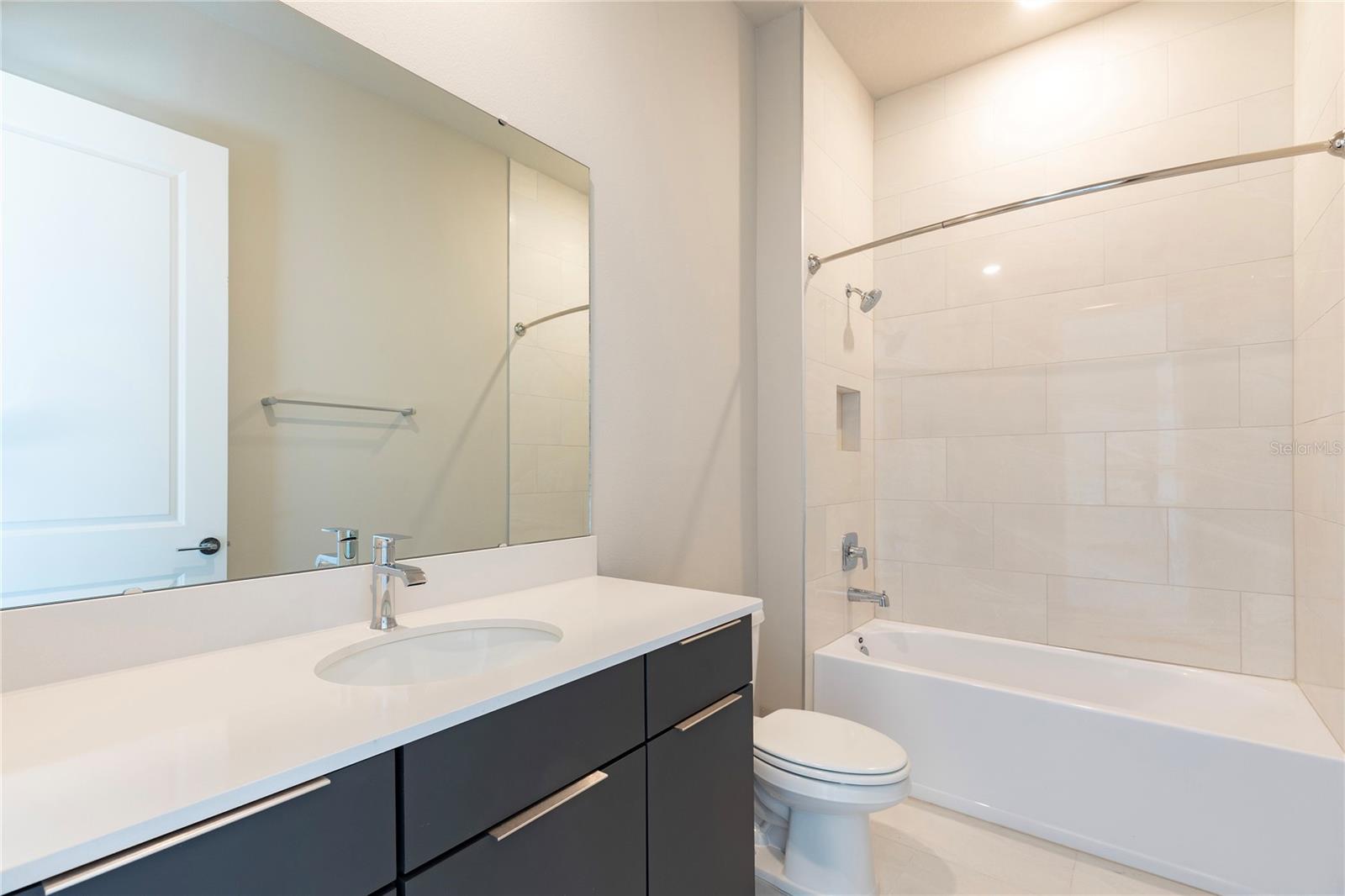 SPECTRUM AT REUNION CONDO PH 10 - Residential