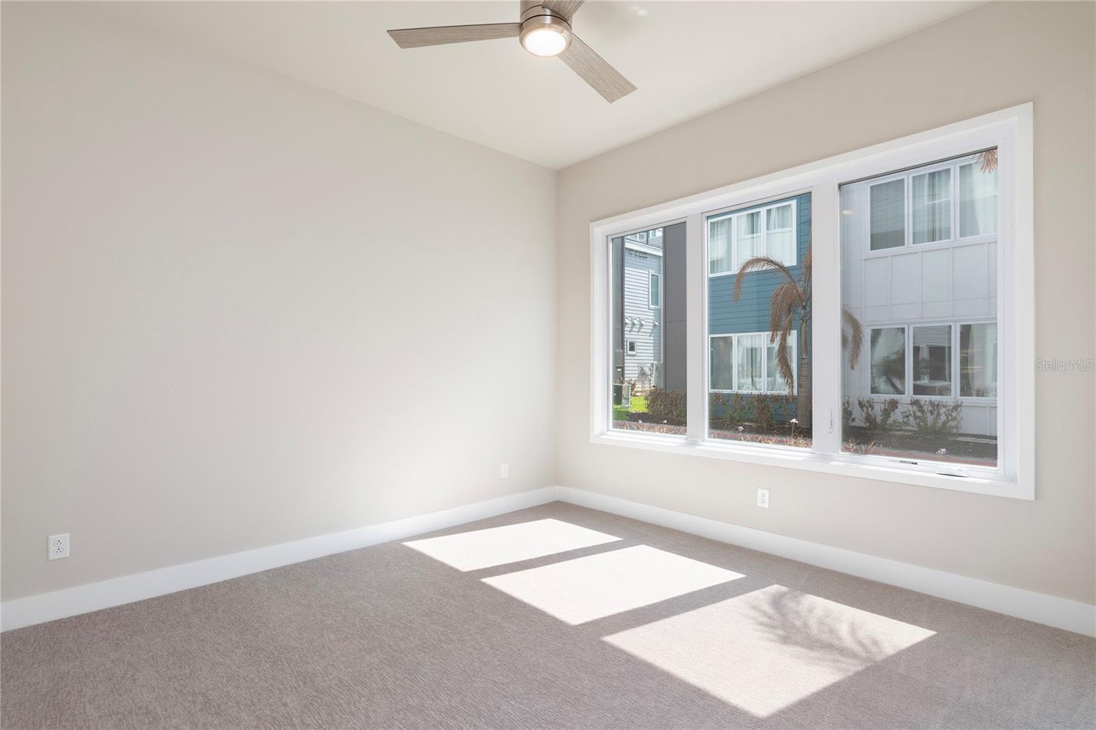 SPECTRUM AT REUNION CONDO PH 10 - Residential