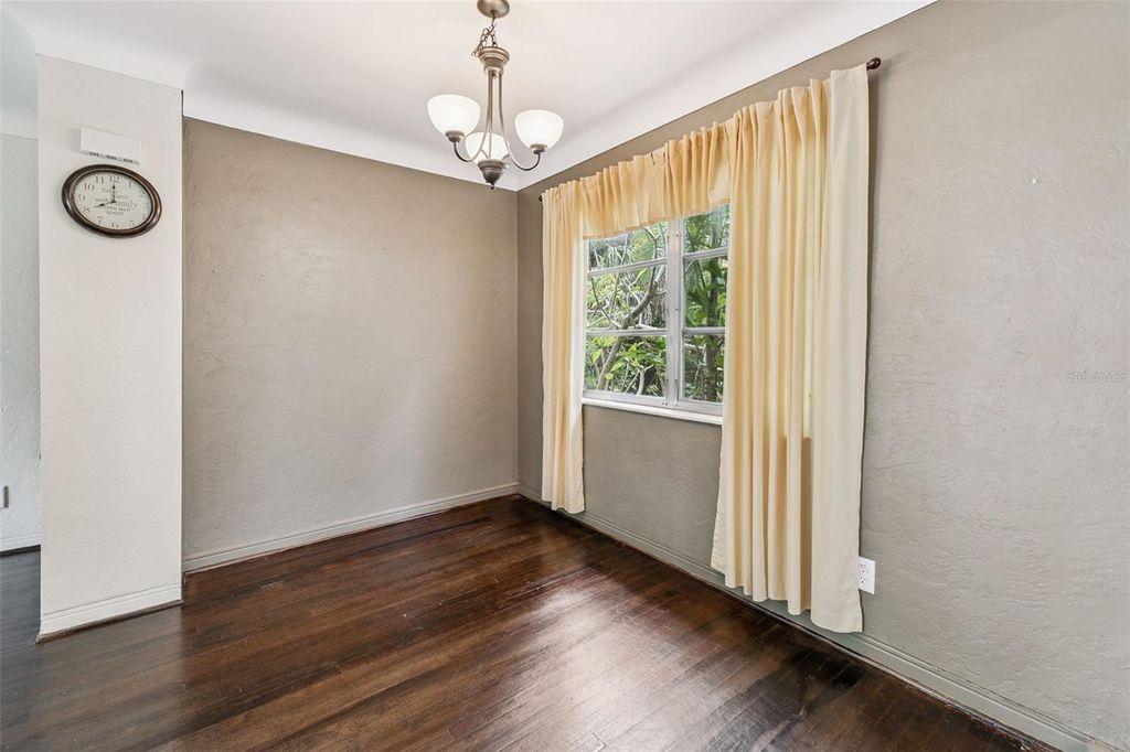 Photo of 5020 27th Avenue S, Gulfport, FL 33707 (MLS # S5148541)