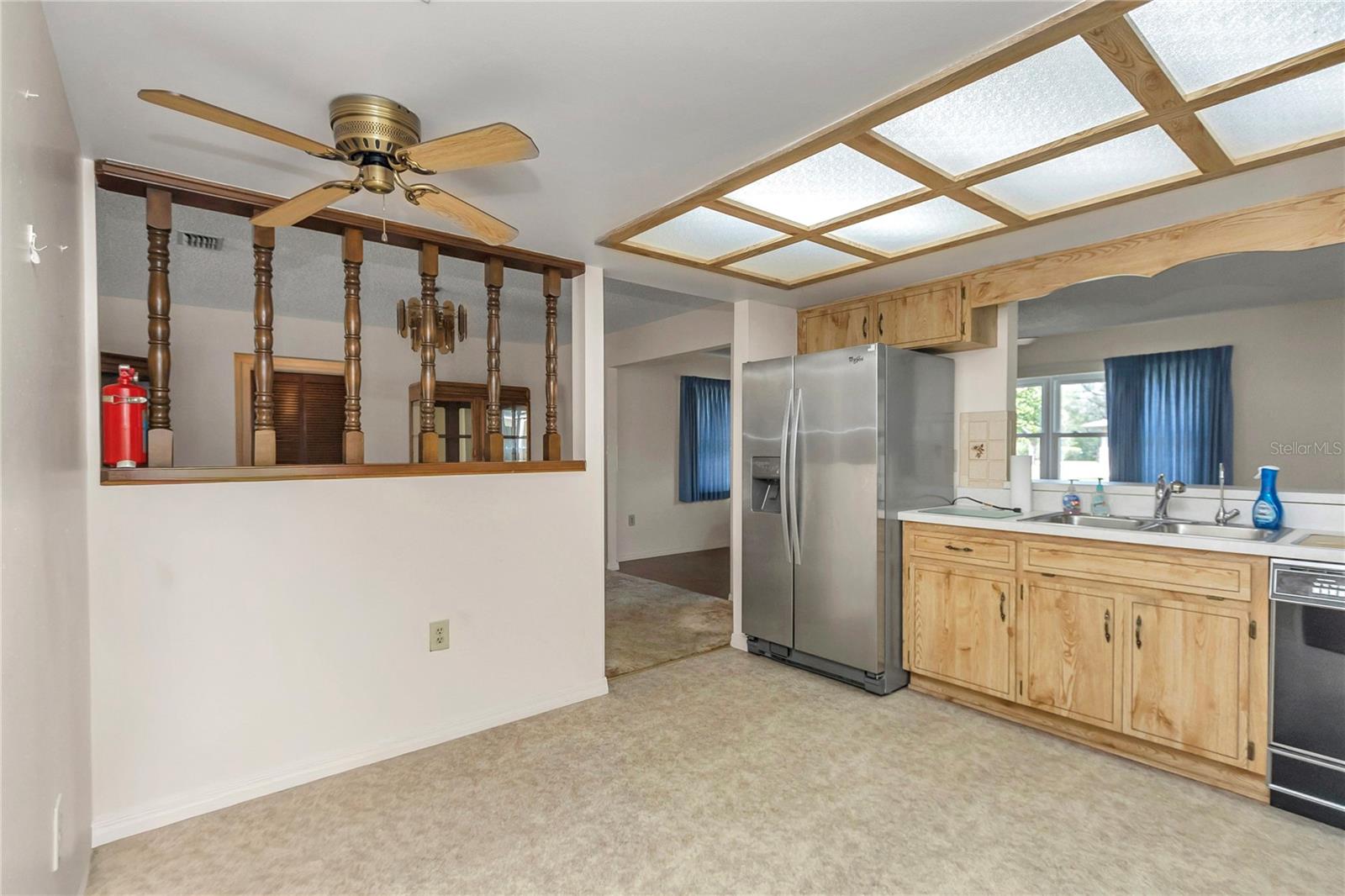 RAINBOW S END ESTATE - Residential