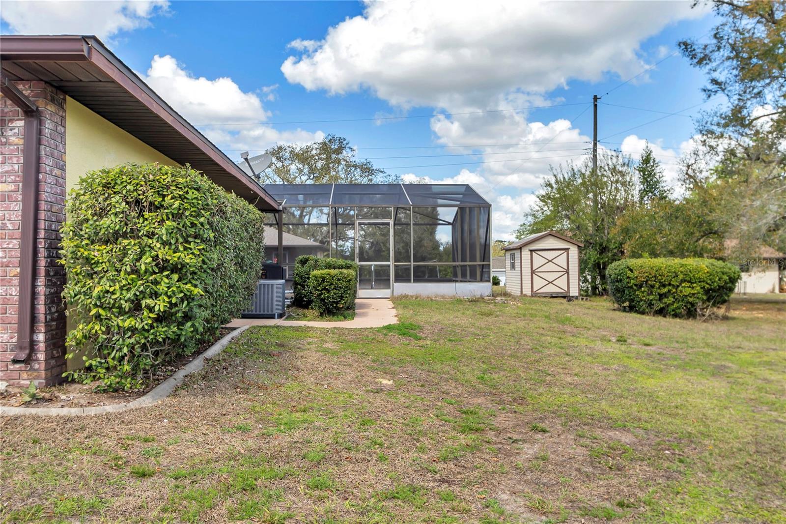 RAINBOW S END ESTATE - Residential