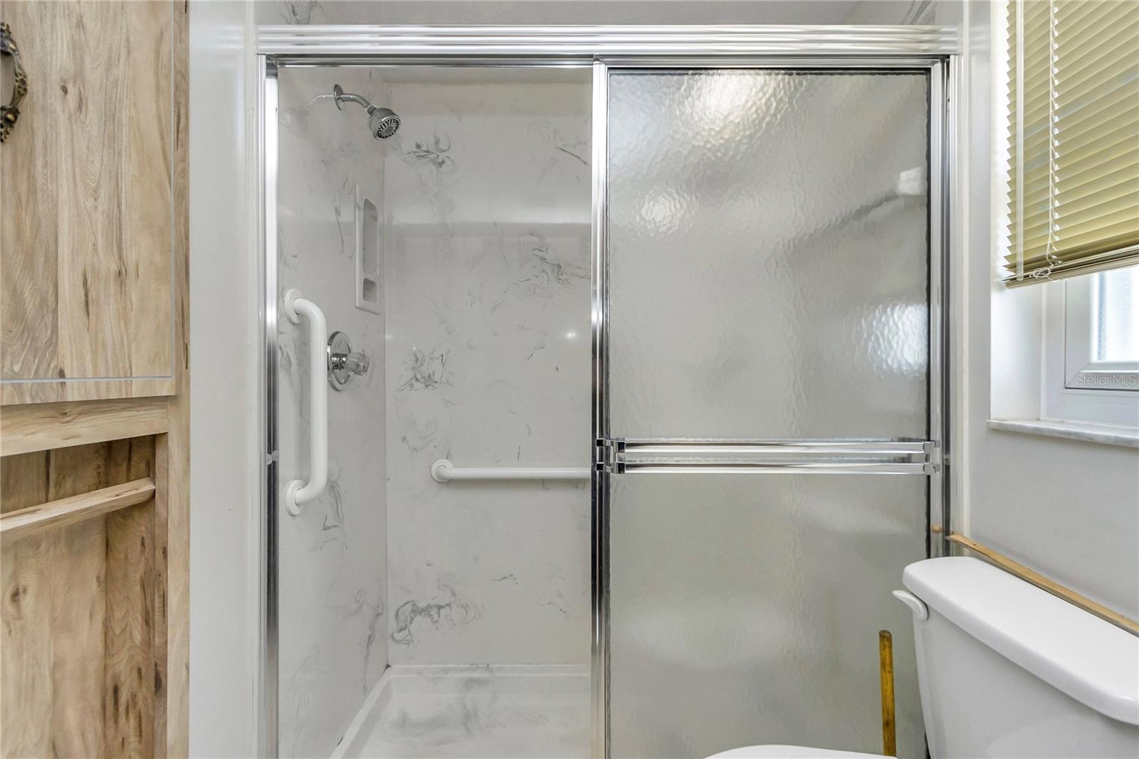 RAINBOW S END ESTATE - Residential