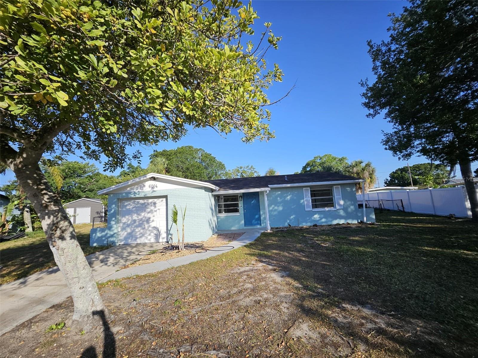 APOLLO BEACH UNIT 1 PT 2 - Residential