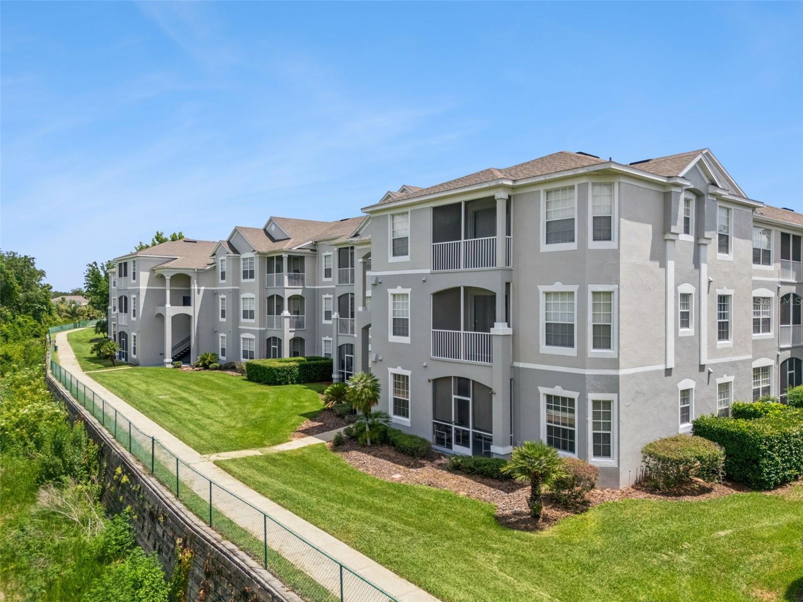 WYNDHAM PALMS - Residential