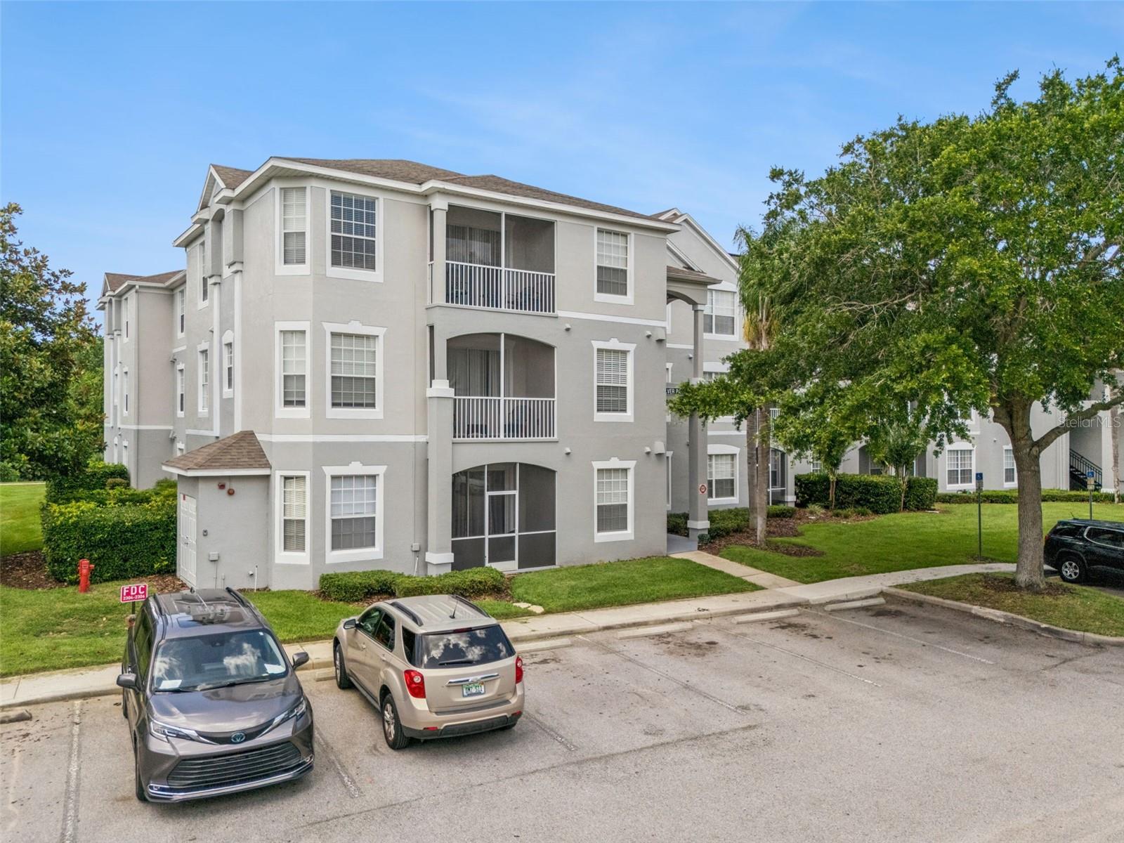 WYNDHAM PALMS - Residential