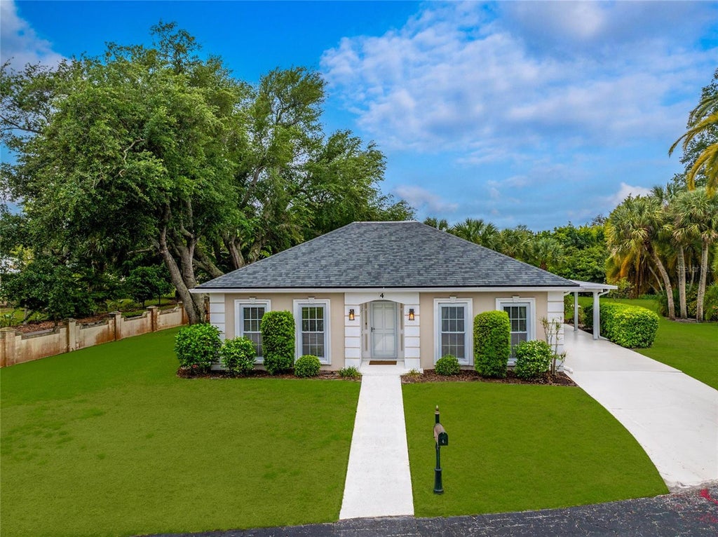 Photo of 4 Curacao Circle #40, Englewood, FL 34223 (MLS # D6149155)