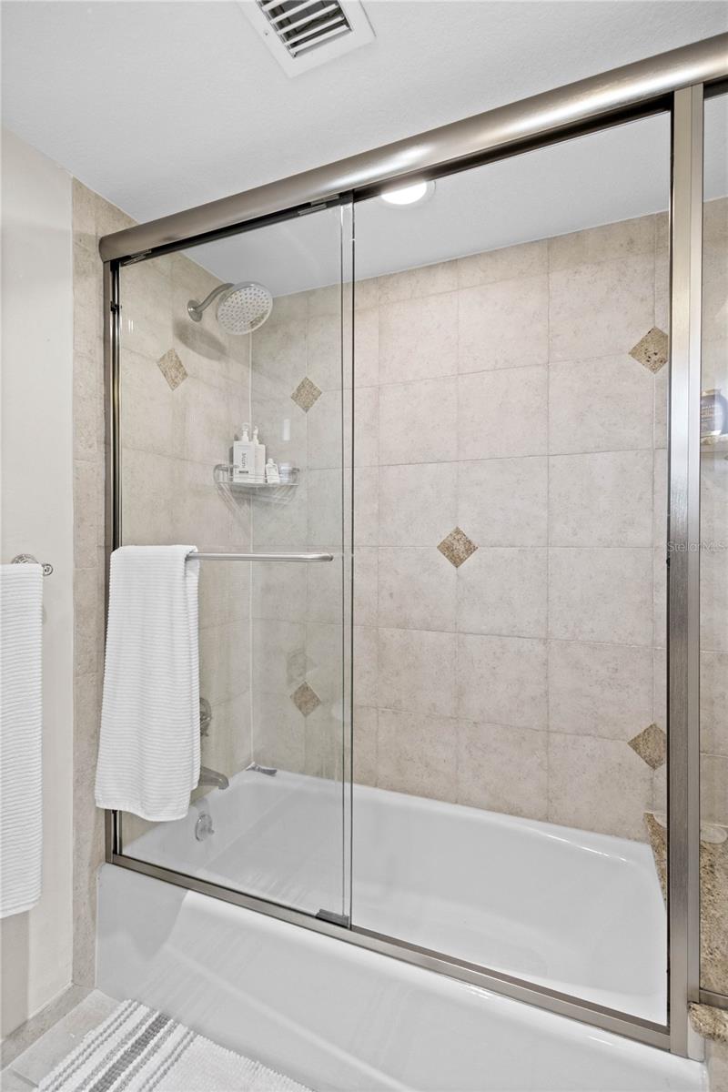 INN ON THE BEACH PH III - Residential