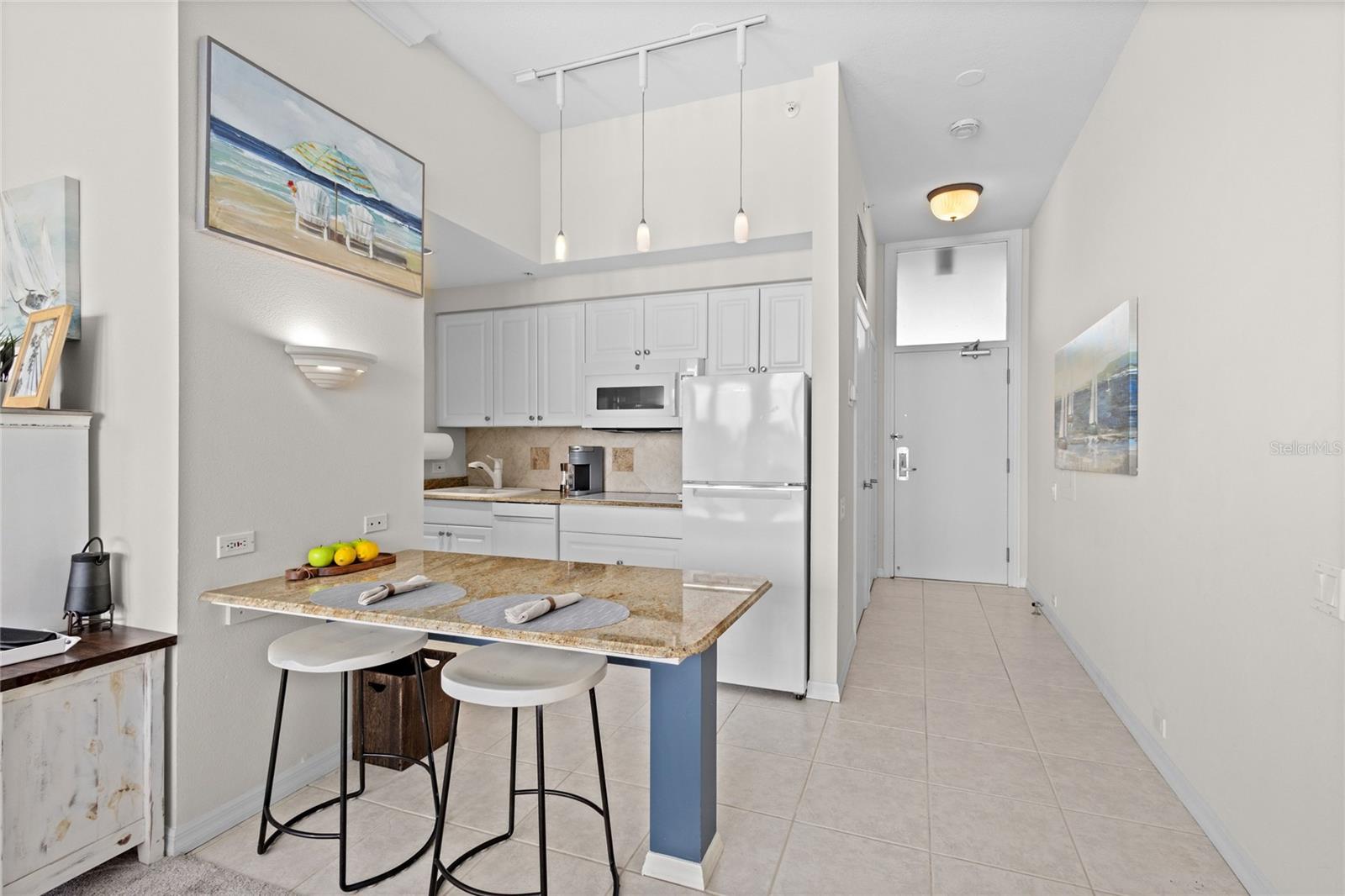 225 SANDS POINT ROAD 6103
