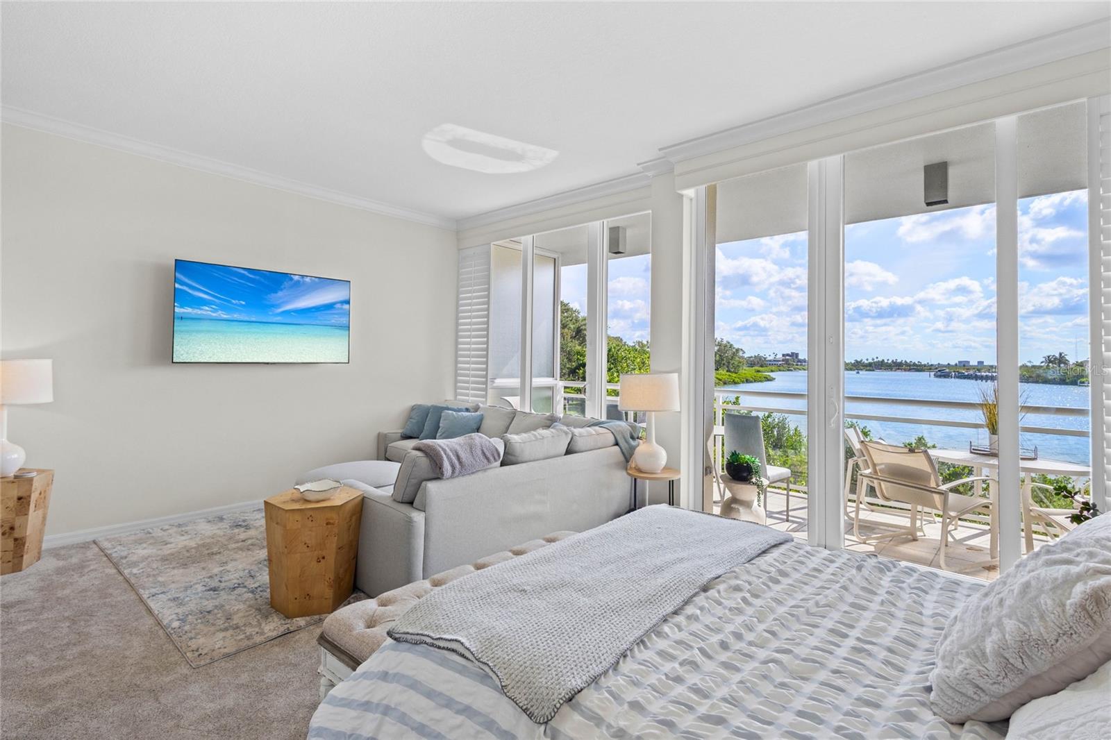 INN ON THE BEACH PH III - Residential