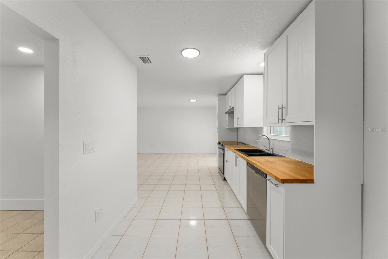 ORANGE VISTA UNIT 1 - Residential