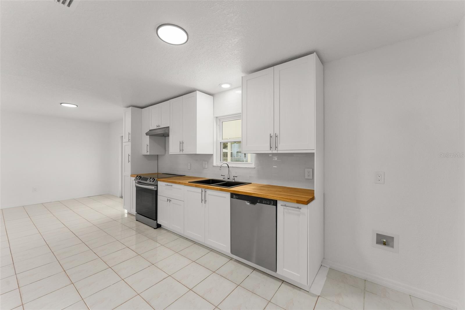 ORANGE VISTA UNIT 1 - Residential