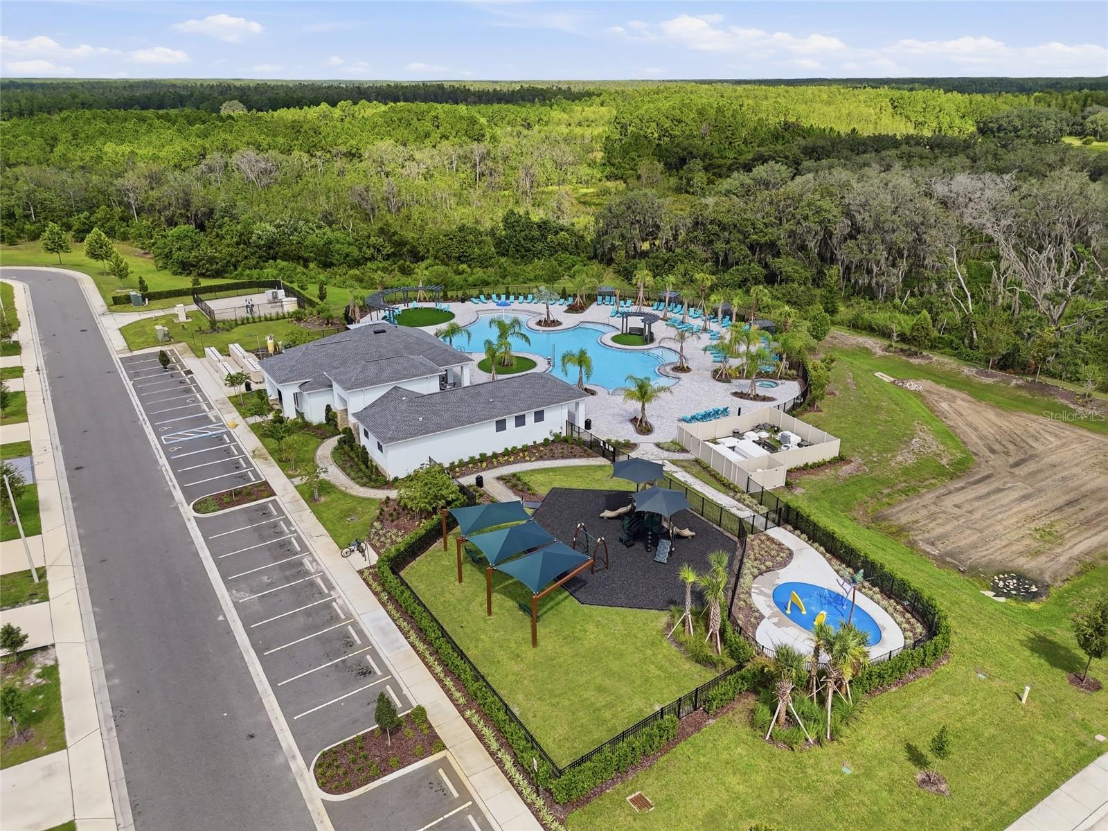 2815 MOULIN ROAD