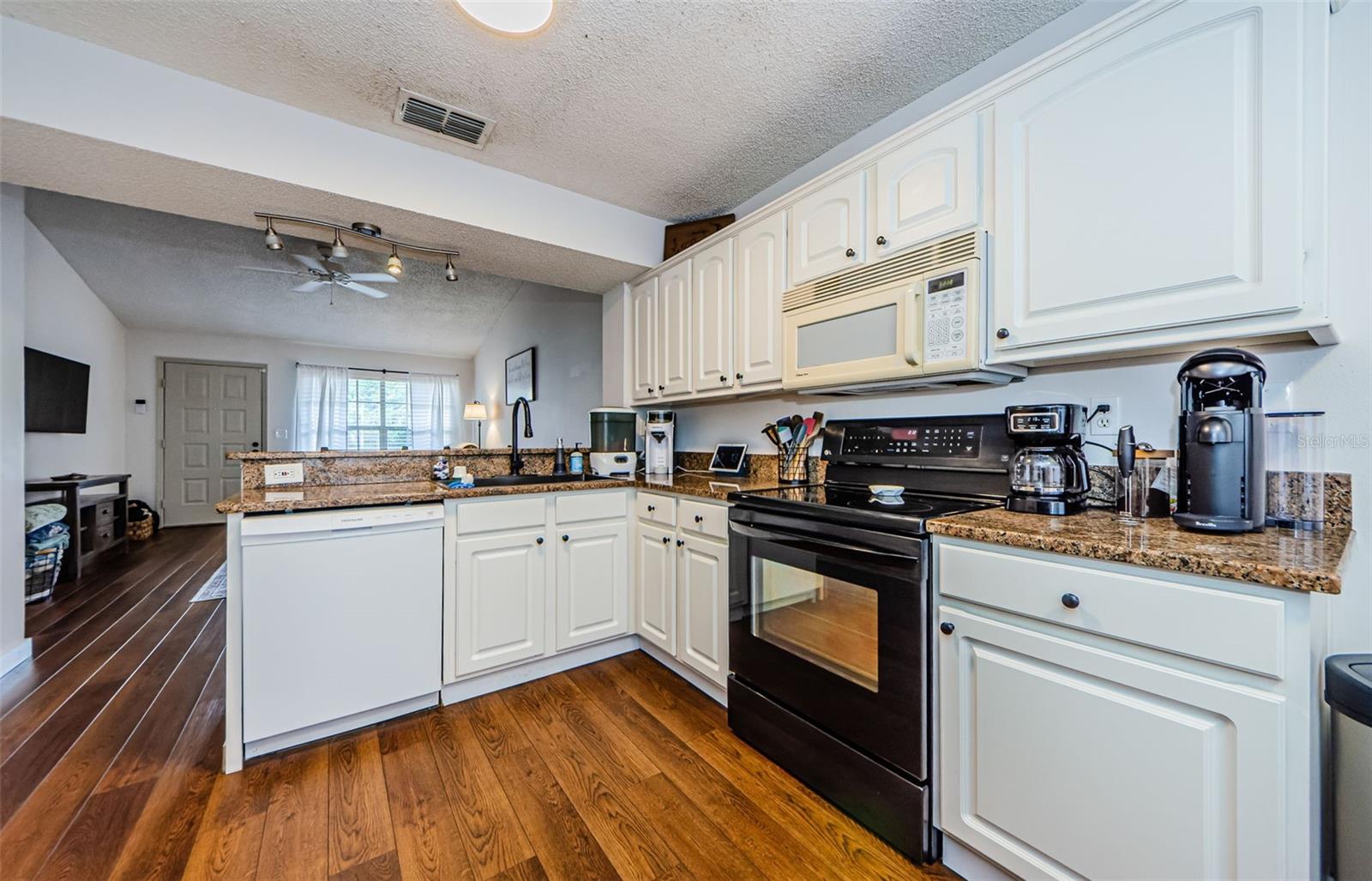 MILLPOND TRACE CONDO - Residential