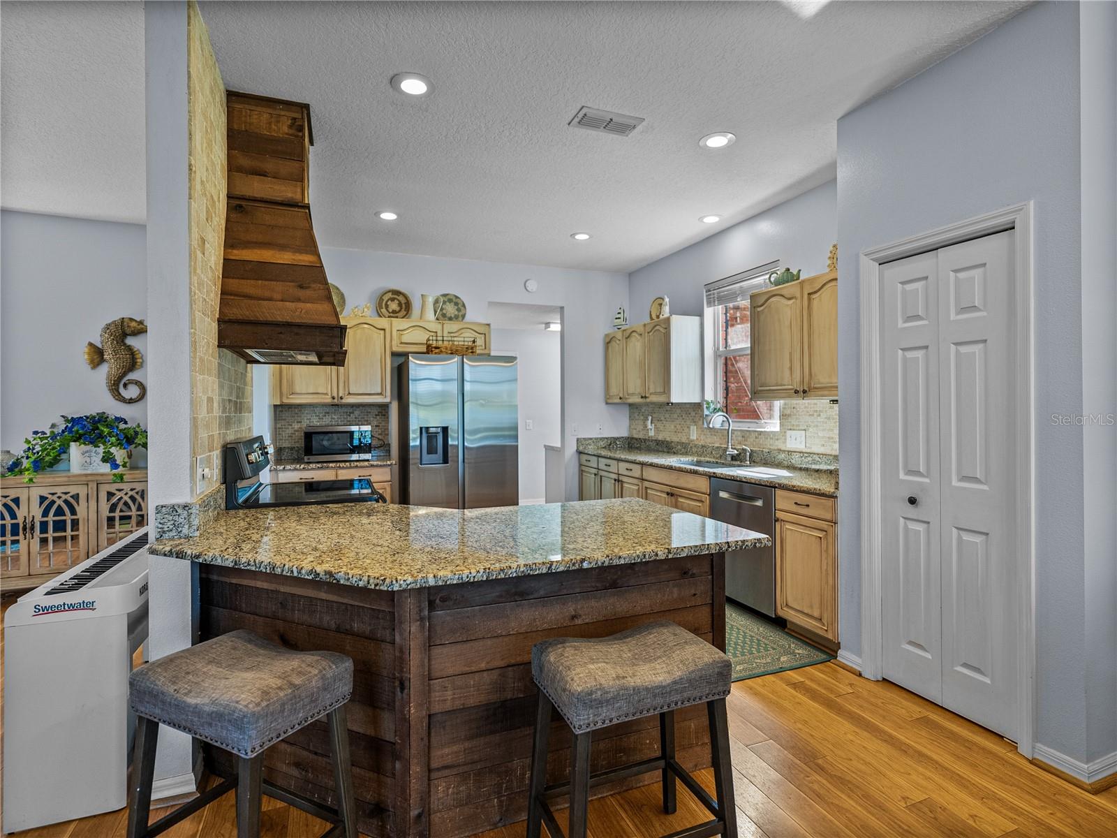 ACREAGE - Residential