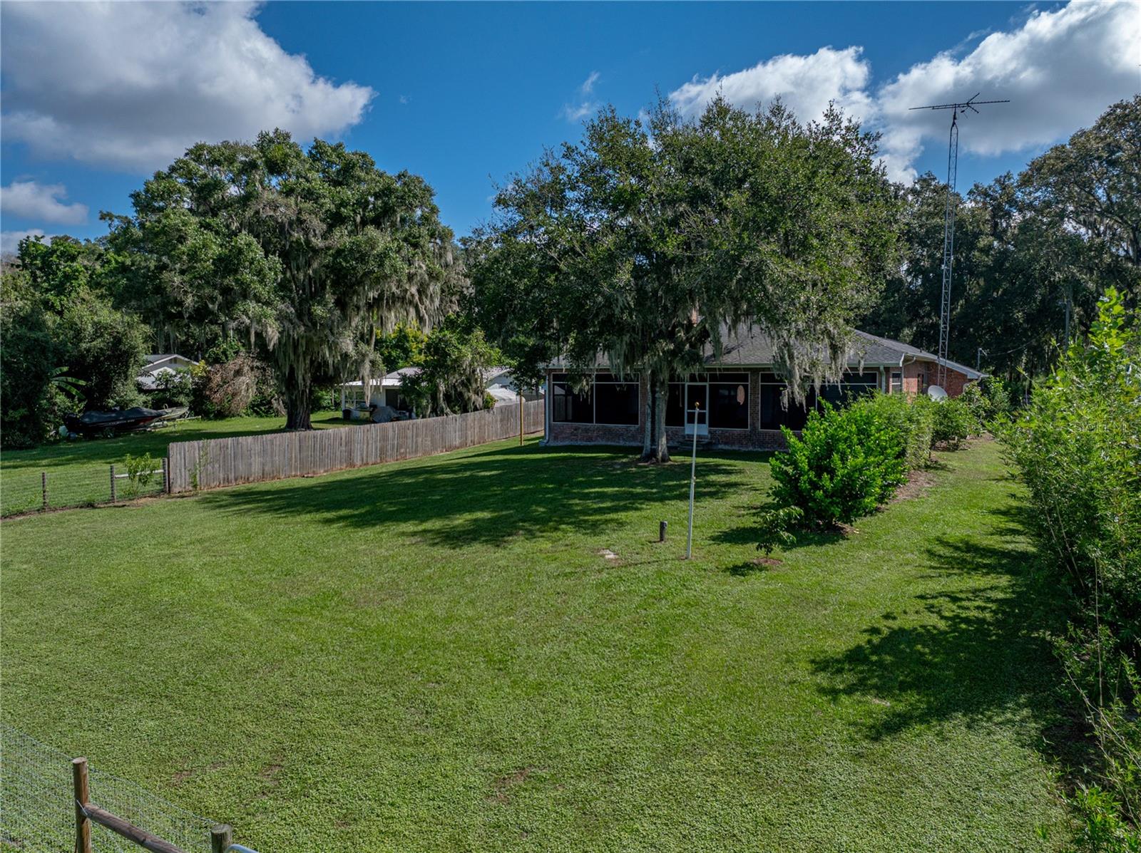ACREAGE - Residential