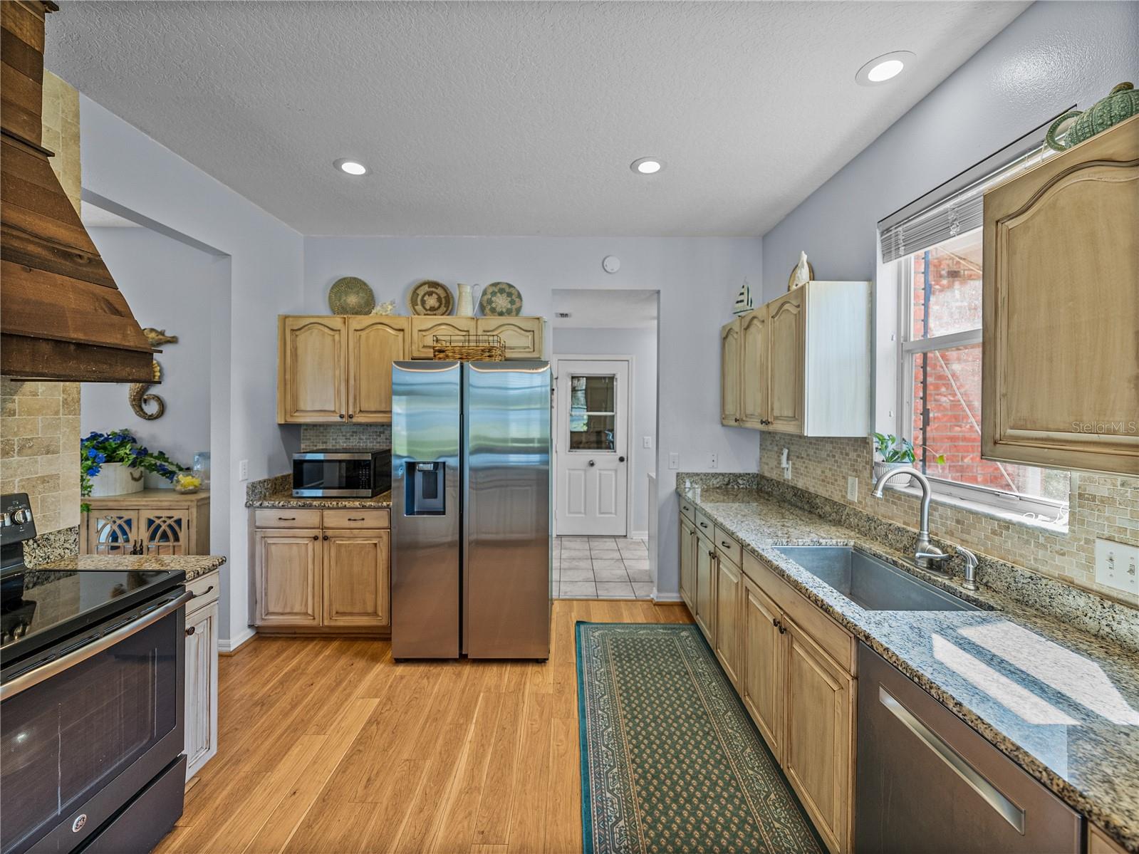 ACREAGE - Residential