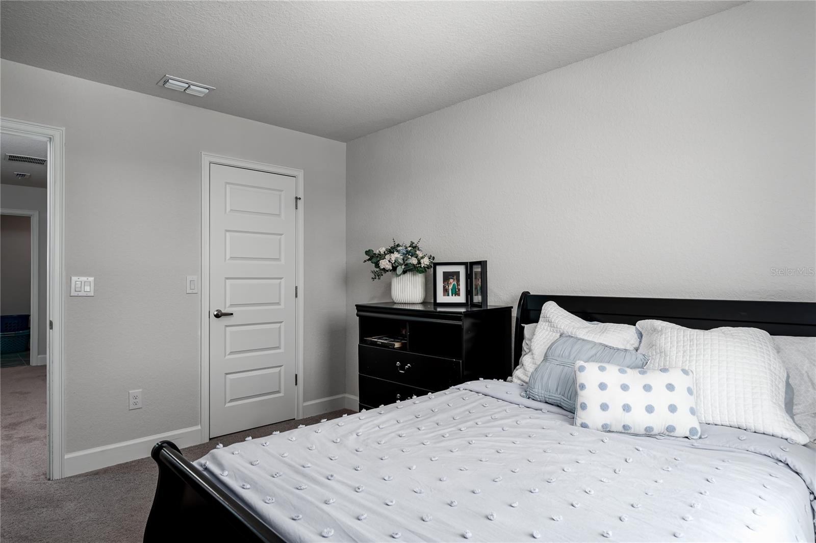 AVIARY AT RUTLAND RANCH PH 1A & 1B - Residential