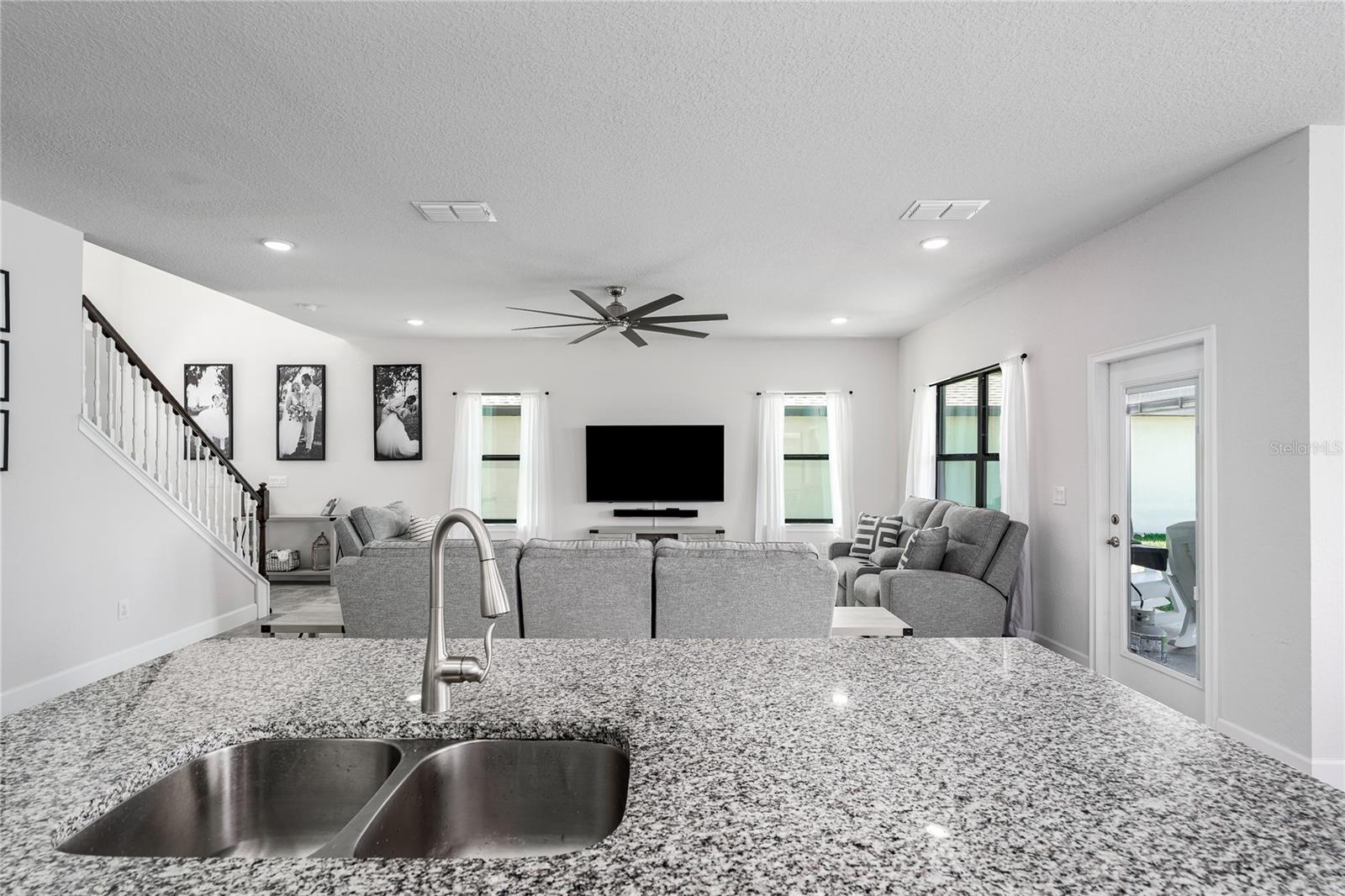 AVIARY AT RUTLAND RANCH PH 1A & 1B - Residential