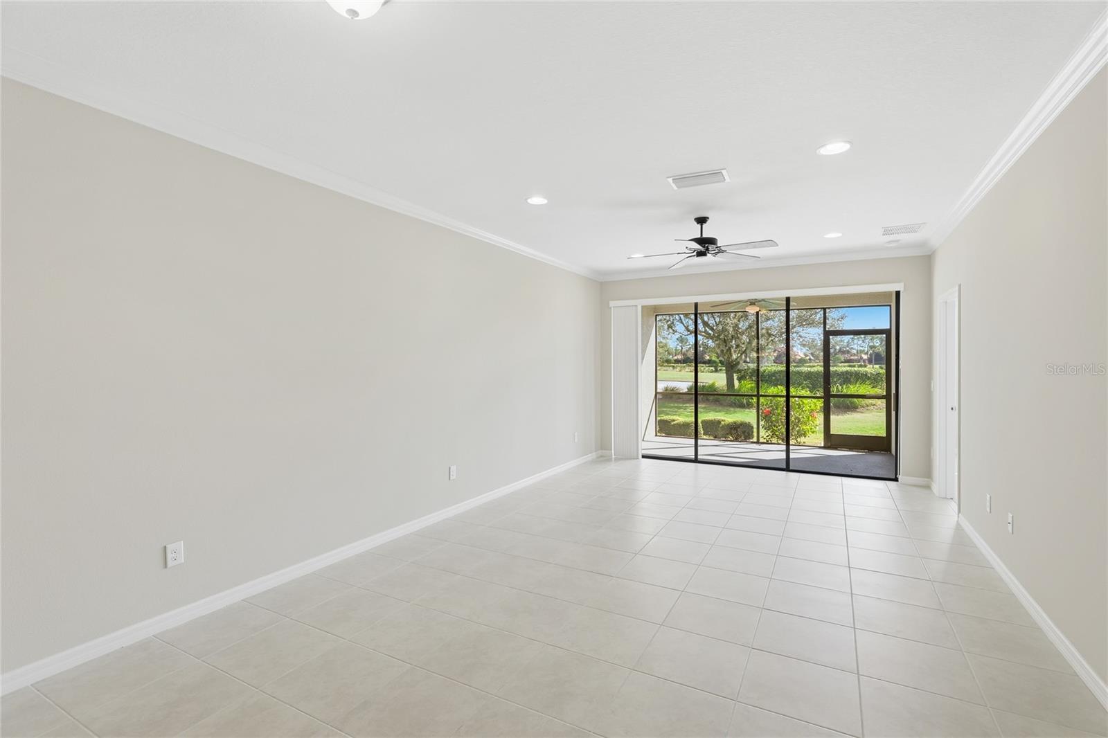 BACCIANO II @ ESPLANADE PH III - Residential Lease