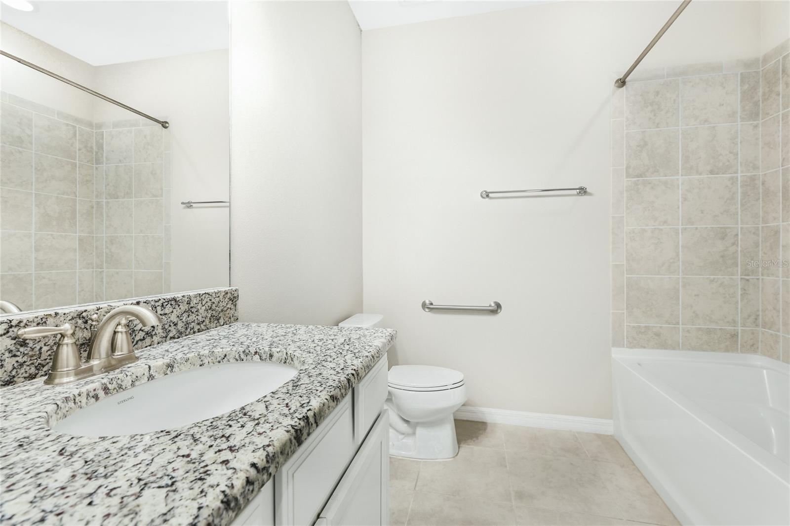 BACCIANO II @ ESPLANADE PH III - Residential Lease