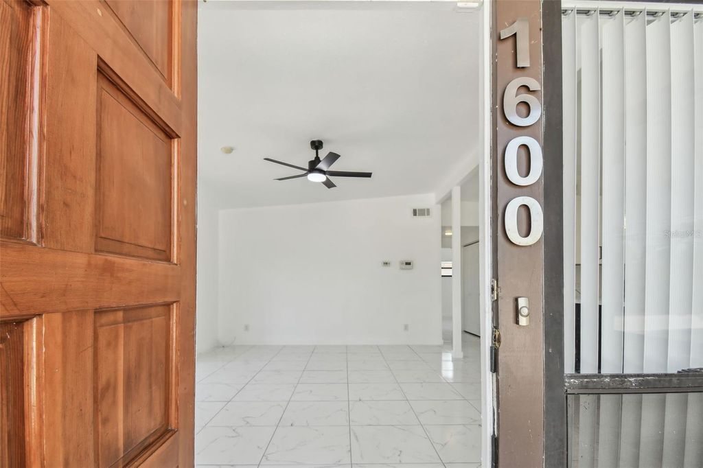 Photo of 1600 Delaware Avenue NE, St Petersburg, FL 33703 (MLS # TB8438570)