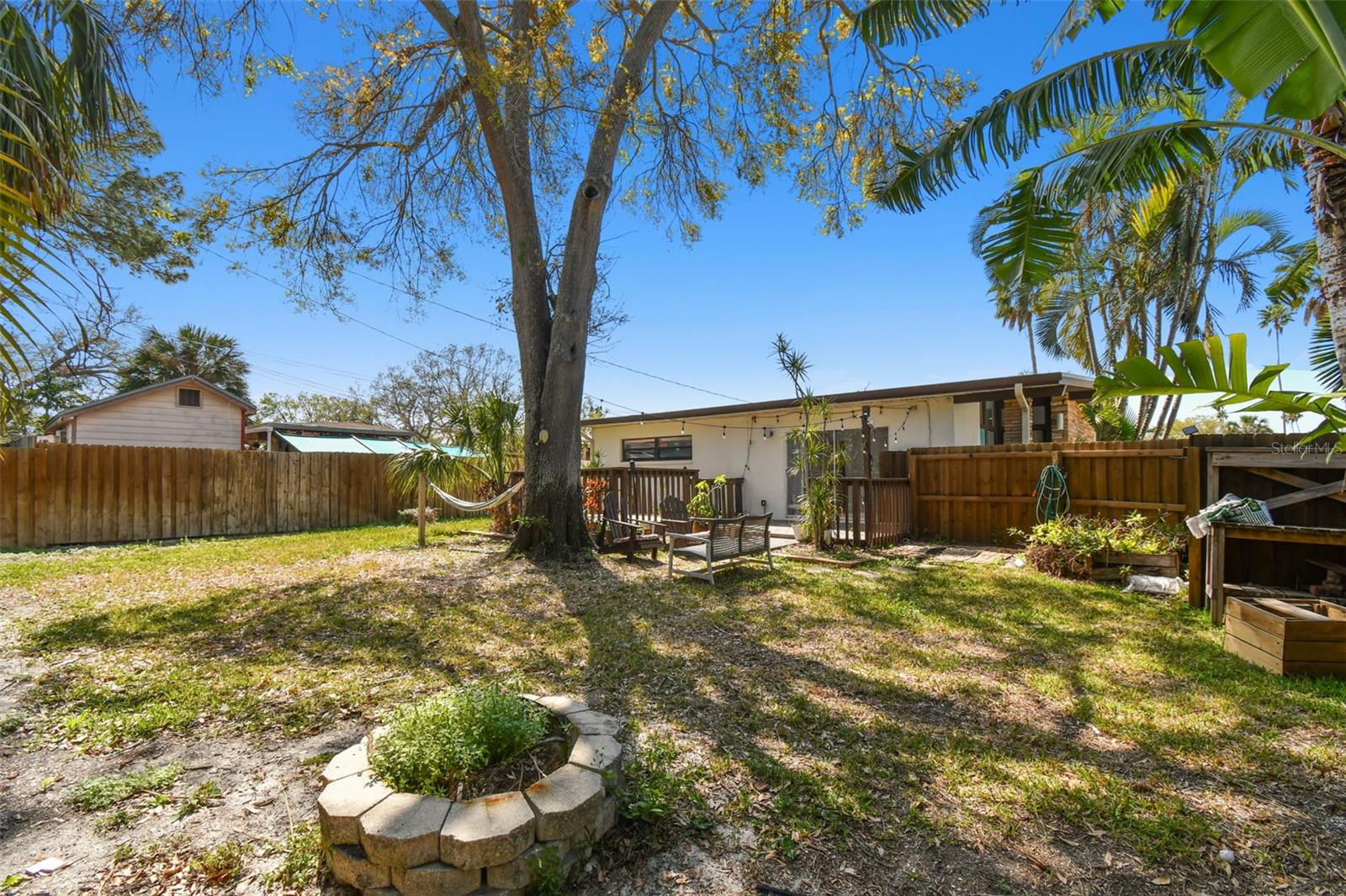 SHORE ACRES OVERLOOK SEC - Residential