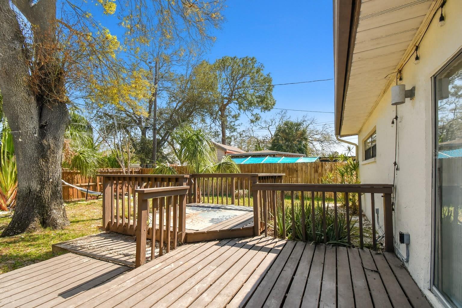 SHORE ACRES OVERLOOK SEC - Residential